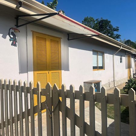 Willa Casa Amarela , Perto Do Centro De Sto Antonio Do Pinhal Santo Antônio do Pinhal Zewnętrze zdjęcie